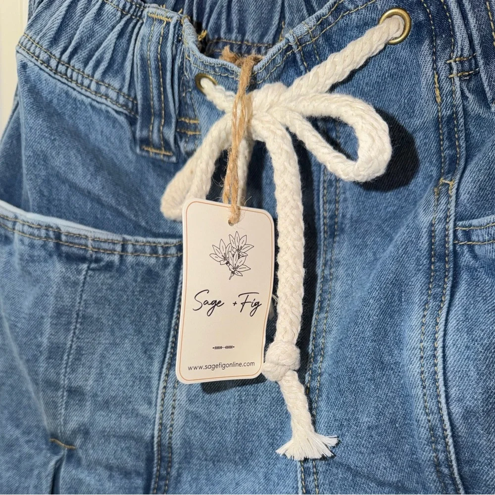 ❌SOLD❌ Sage + Fig Barrel Jeans - Picture 9 of 11